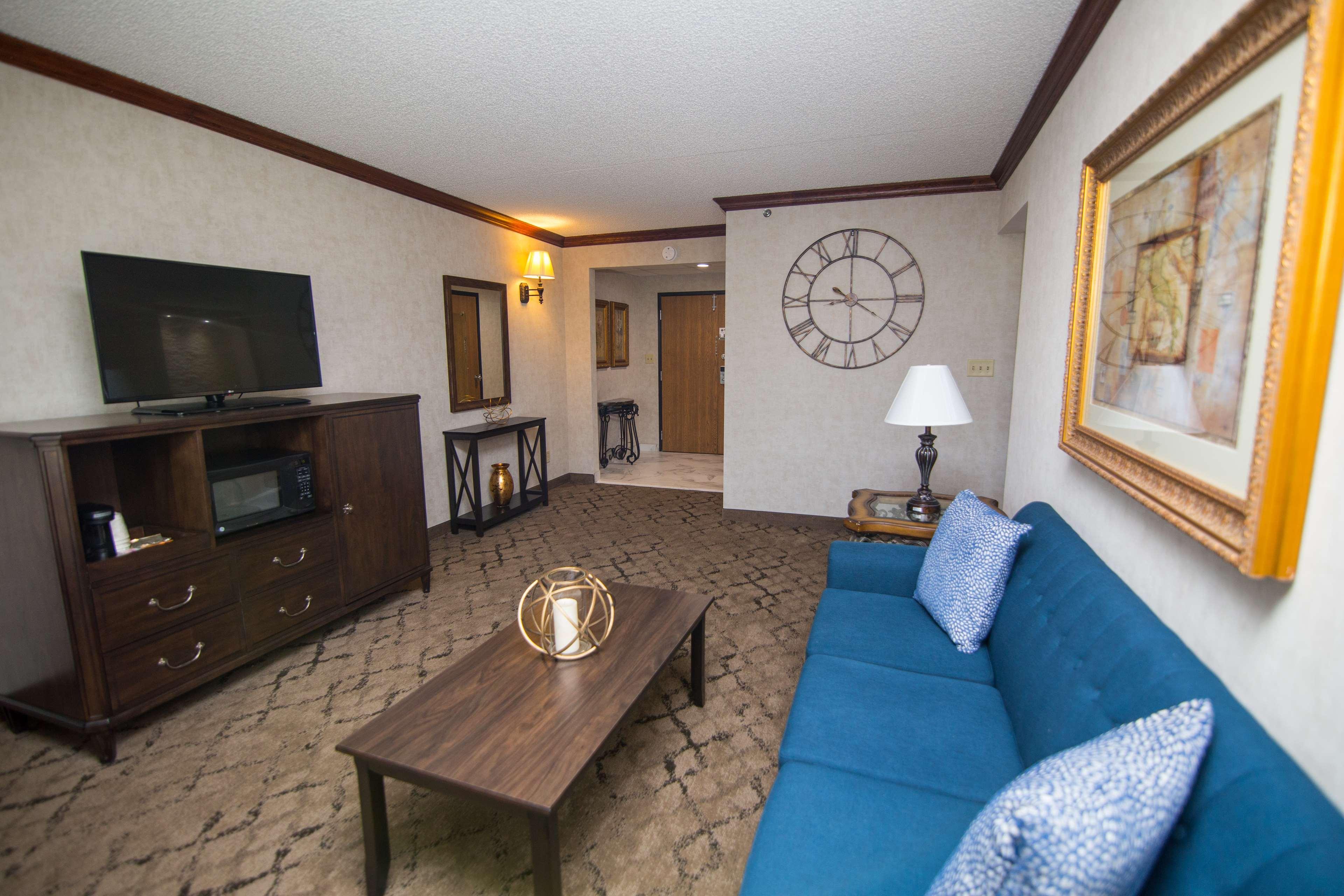 Best Western Plus Fairfield Executive Inn Buitenkant foto