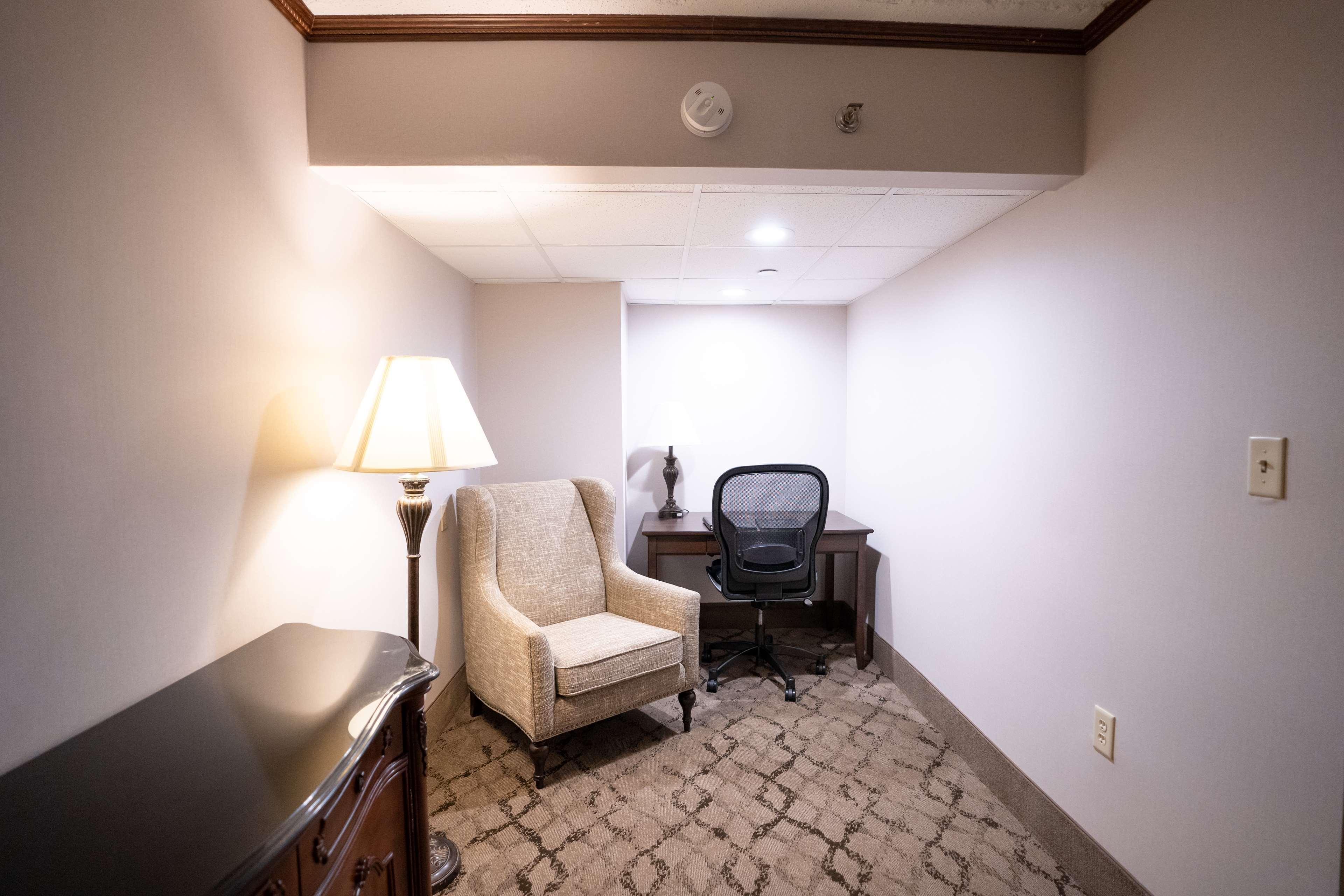 Best Western Plus Fairfield Executive Inn Buitenkant foto